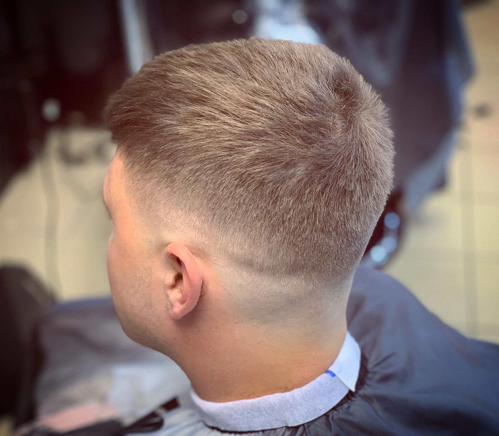 Fade and textured top, from behind